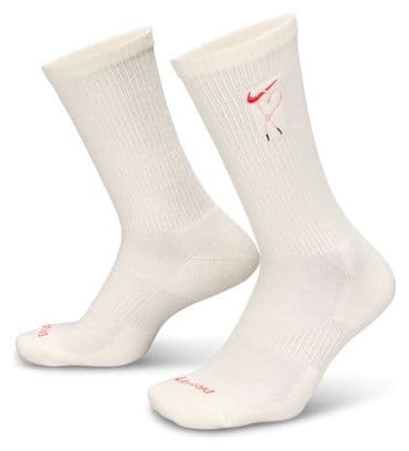 Nike Everyday Plus Cushioned Valentines Day Socken Beige