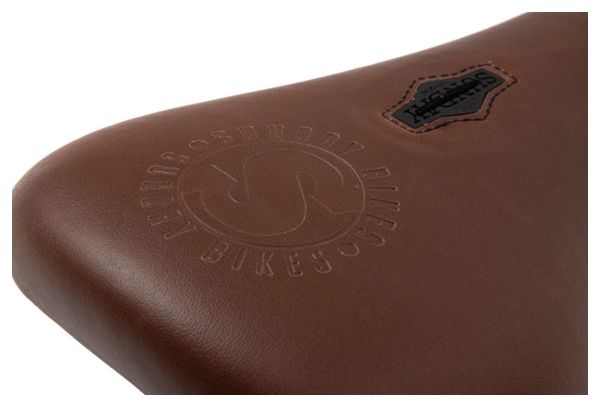 Selle BMX Pivotal Sunday Badge Perforé Marron