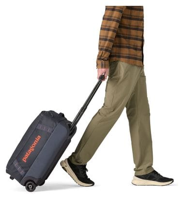 Patagonia Black Hole Wheeled Duffel 40L Blue | Alltricks.com