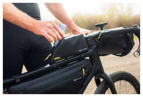 Apidura Expedition Bolt-On Top Tube Pack | 1L | Black