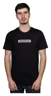 T-SHIRT STAYSTRONG WORD BOX BLACK