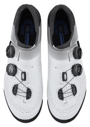 Par de zapatillas MTB blancas Shimano XC702