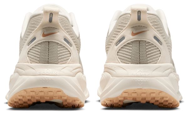 Zapatillas de running Nike Vomero 18 beige para mujer