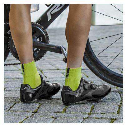 GripGrab Lightweight SL Short Sock Yellow Hi-Vis