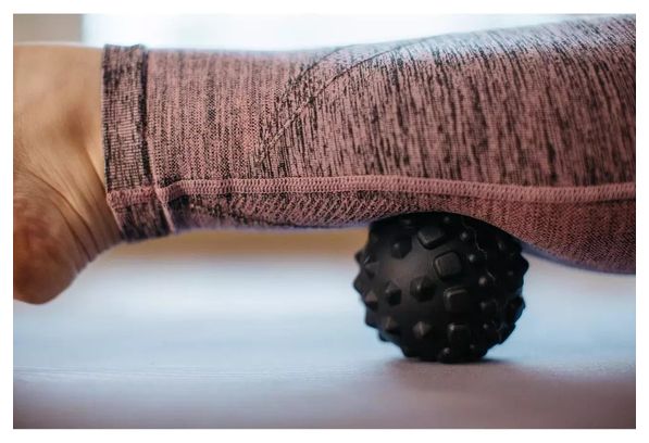 Pelota de masaje Aptonia 500 Small Black