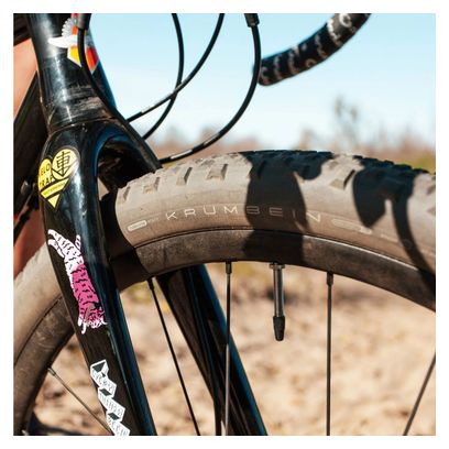 American Classic Krumbein 700 mm Gravel Tiretto Tubeless Ready Pieghevole Stage 5S Armor Rubberforce G Tan Sidewall