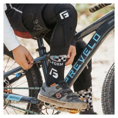 Protector de tobillo G-Form X4 negro para niños