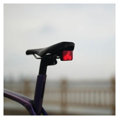 Eclairage Arrière Vélo IGPSPORT ET6 personnalisable