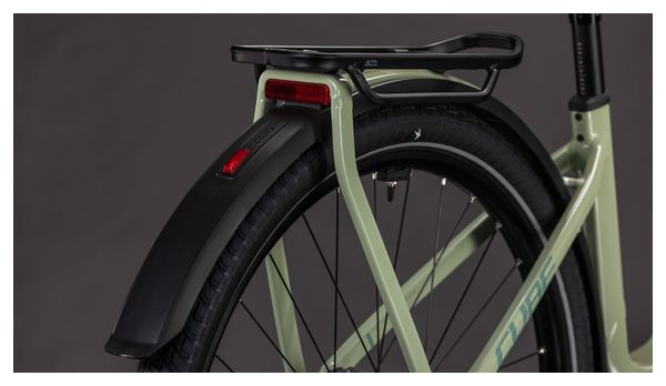 VTC Électrique Cube Kathmandu Hybrid One 800 Easy Entry Shimano Cues 10V 800 Wh 700 mm Vert Pea 2026