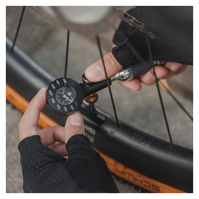 Topeak AirBooster G+ Co2 inflator with pressure gauge