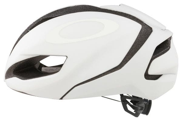 ARO5 Europe Weißer Helm