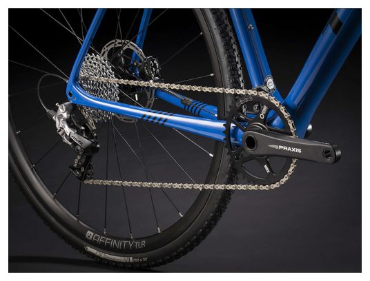 Trek Boone 5 Disc Cyclocross Bike Sram Rival 1 11S 700 mm Blue