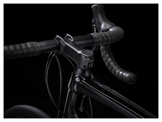 Trek Domane AL 2 Disc Road Bike Shimano Claris 8V 700 mm