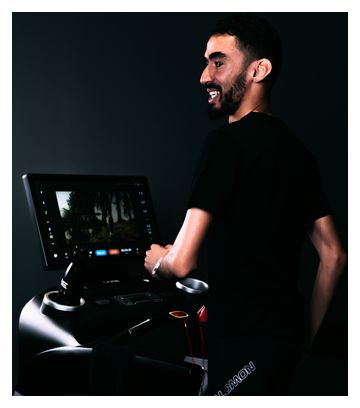 Tapis de course professionnel - 25km/h - CARE - CLUB RUNNER écran TFT