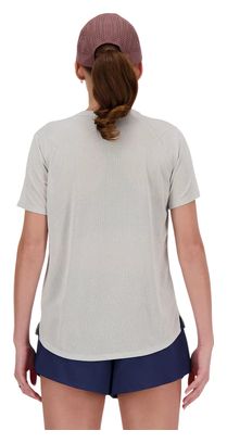 Camiseta de running New Balance RC Essential gris para mujer