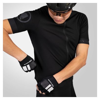Endura FS260 Men's Short-Sleeve Jersey (Black, Relaxed Fit)