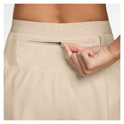 Dames Nike Trail 4in Beige Korte broek
