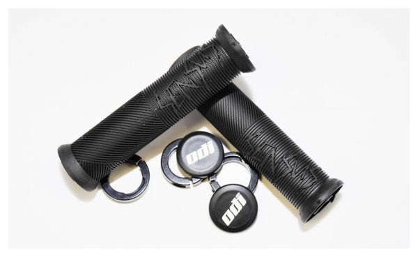 ODI Grip Los puños <div>SENSUS</div>DISISDABOSS Lock-On Negro