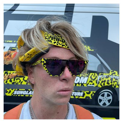 Pair of Pit Viper The Carnivore Showroom Goggles Yellow/Black