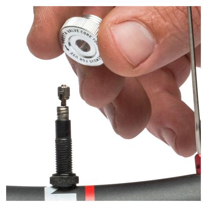 Blackburn Core Slim Handpumpe Silber