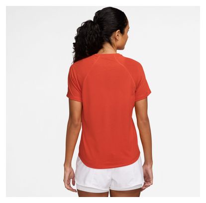 Nike Trail Vrouwen Trui Met Korte Mouwen Rood