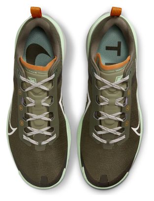 Zapatilla de trail Nike Kiger 9 caqui para hombre