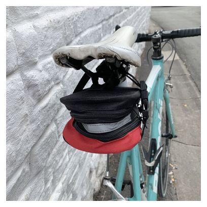 Sacoche de selle avec kit réparation vélo