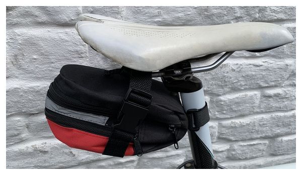 Sacoche de selle avec kit réparation vélo