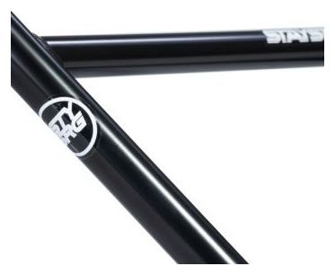 GUIDON STAY STRONG LARRY EDGAR SIG 2021 9"  BLACK