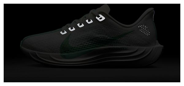 Nike Pegasus Plus Laufschuhe Weiß/Grün Damen