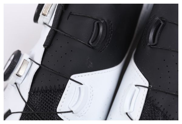 Straßenschuhe Northwave Veloce Extreme Schwarz/Weiß | T43 1/2 | Refurbished Product