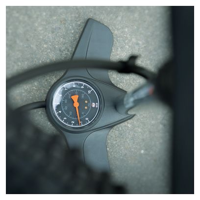 SKS Airlite 10.0 Fußpumpe (max. 144 psi/10 bar) Schwarz/Orange