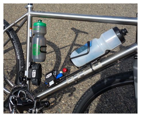 Wolf Tooth B-RAD 4 Slot Bottle Holder Black