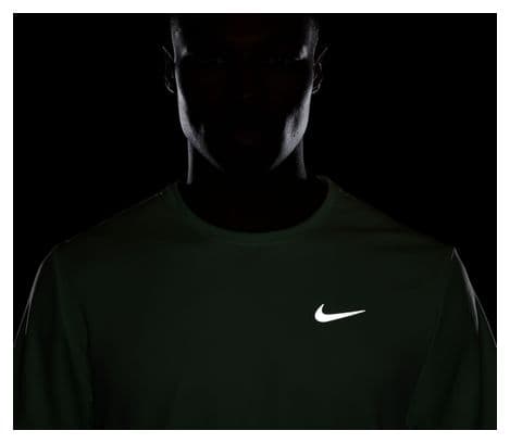 Camiseta de manga corta Nike Miler Verde Hombre