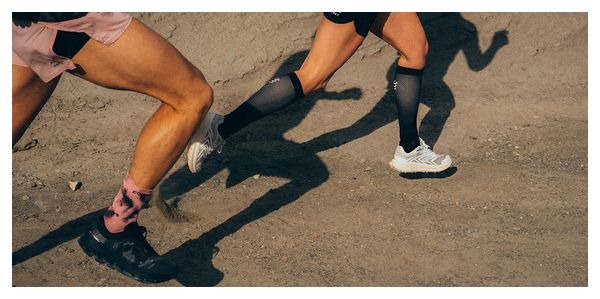 Gambali a compressione Compressport R2 3.0 Eat My Dust! Grigio