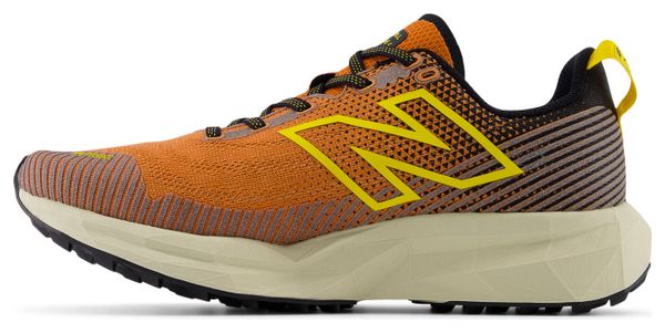 Zapatillas de trail New Balance FuelCell Venym Rojo/Amarillo para hombre