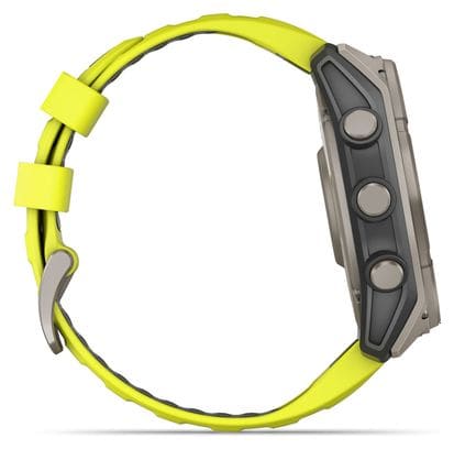 Montre GPS Garmin Fénix 8 Solar - 51 mm Sapphire Titane avec Bracelet en Silicone Jaune Graphite