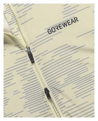 Gore Wear Concurve Electro Windbreaker Running Jacket in Beige and Gray