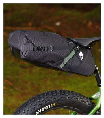 Miss Grape Cluster 20 Waterproof Saddlebag 20L Black