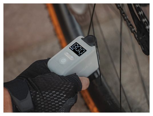 Mini pompe compresseur électrique Topeak E-Booster Digital (max. 120 psi)