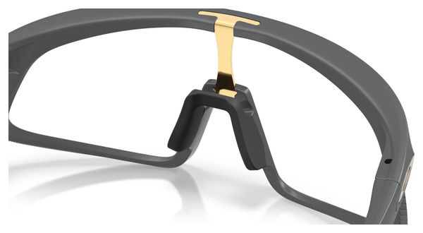 Occhiali Oakley RSLV 141 Matte Carbon/Fotocromatici/Rif.: OO9524D-0641