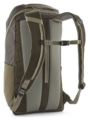 Patagonia Black Hole Pack Rucksack 25L Grün