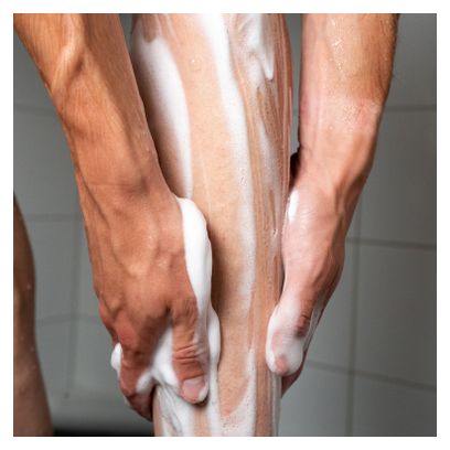 Dynamic Shower'n Shave Reinigings- en Scheerschuim 200ml