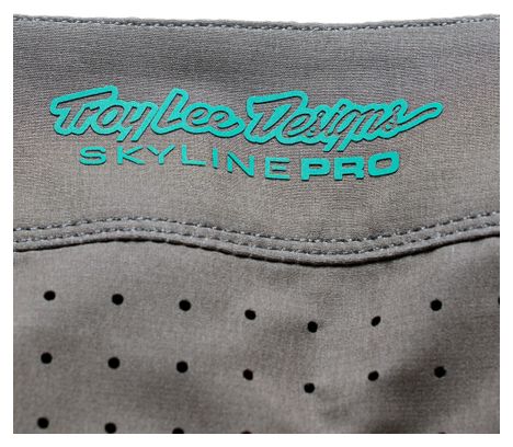 Pantalones cortos Troy Lee Designs Skyline Pro, color caqui