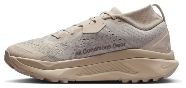 Scarpe da trail Nike ACG Zegama beige da uomo