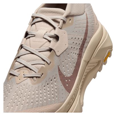 Scarpe da trail Nike ACG Zegama beige da uomo