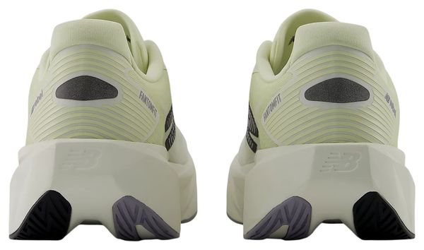 Zapatillas de running New Balance FuelCell Rebel v5 verdes para mujer