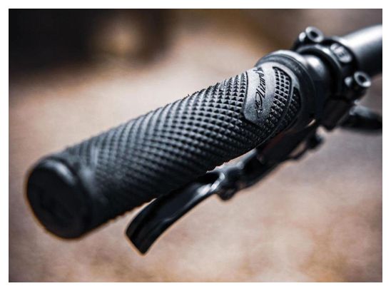Lizard Skins Wasatch Manopole Lock-On a morsetto singolo Nero Jet