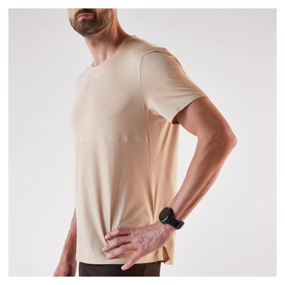 Kiprun Run 900 Ultra Beige hardloop-T-shirt voor heren