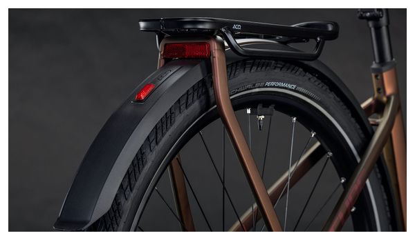 Cube Kathmandu Hybrid Pro 800 Trapeze Bicicletta elettrica da trekking Shimano Deore/Deore XT 12S 800 Wh 700 mm Sun Glow Rosso Arancione 2026